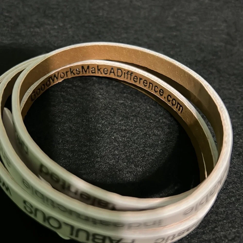 Good Work(s) bracelets - Picture 6 of 6